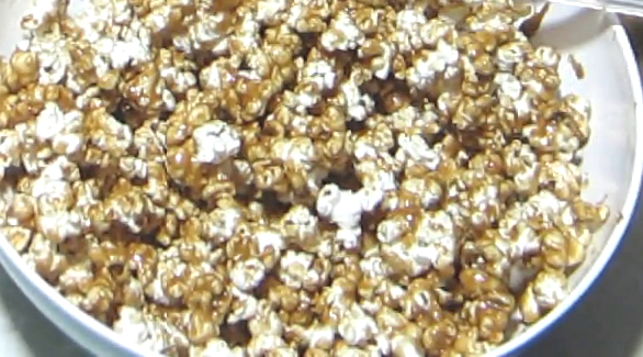 caramel popcorn